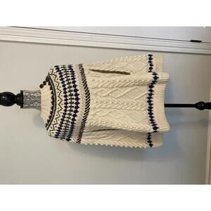 Aran Irish wool cape poncho nwt